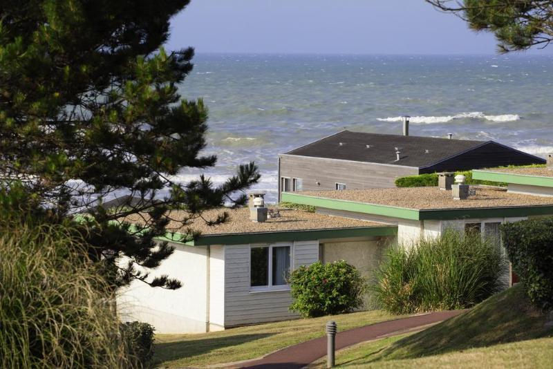 Belambra Clubs Colleville-Sur-Mer - Omaha Beach Ngoại thất bức ảnh