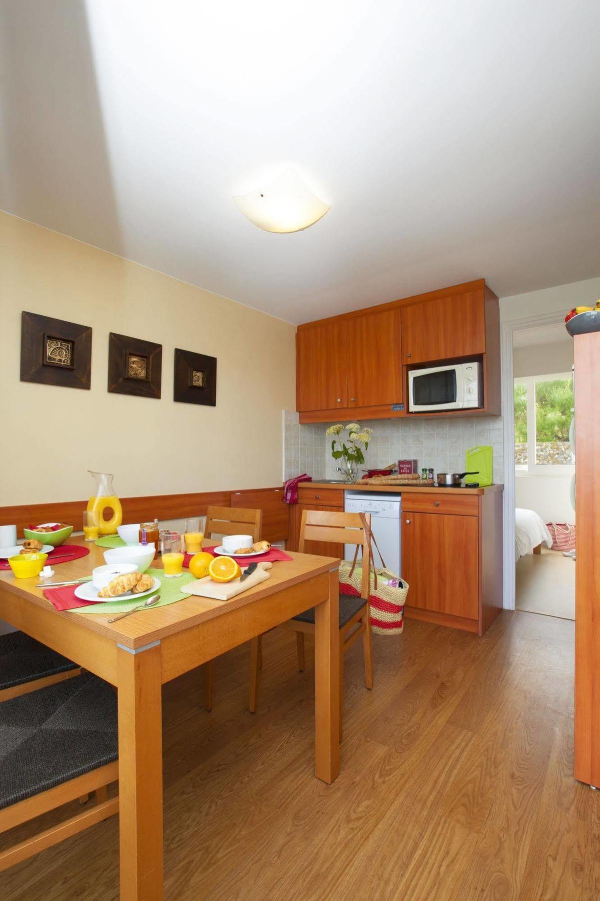 Belambra Clubs Colleville-Sur-Mer - Omaha Beach Ngoại thất bức ảnh